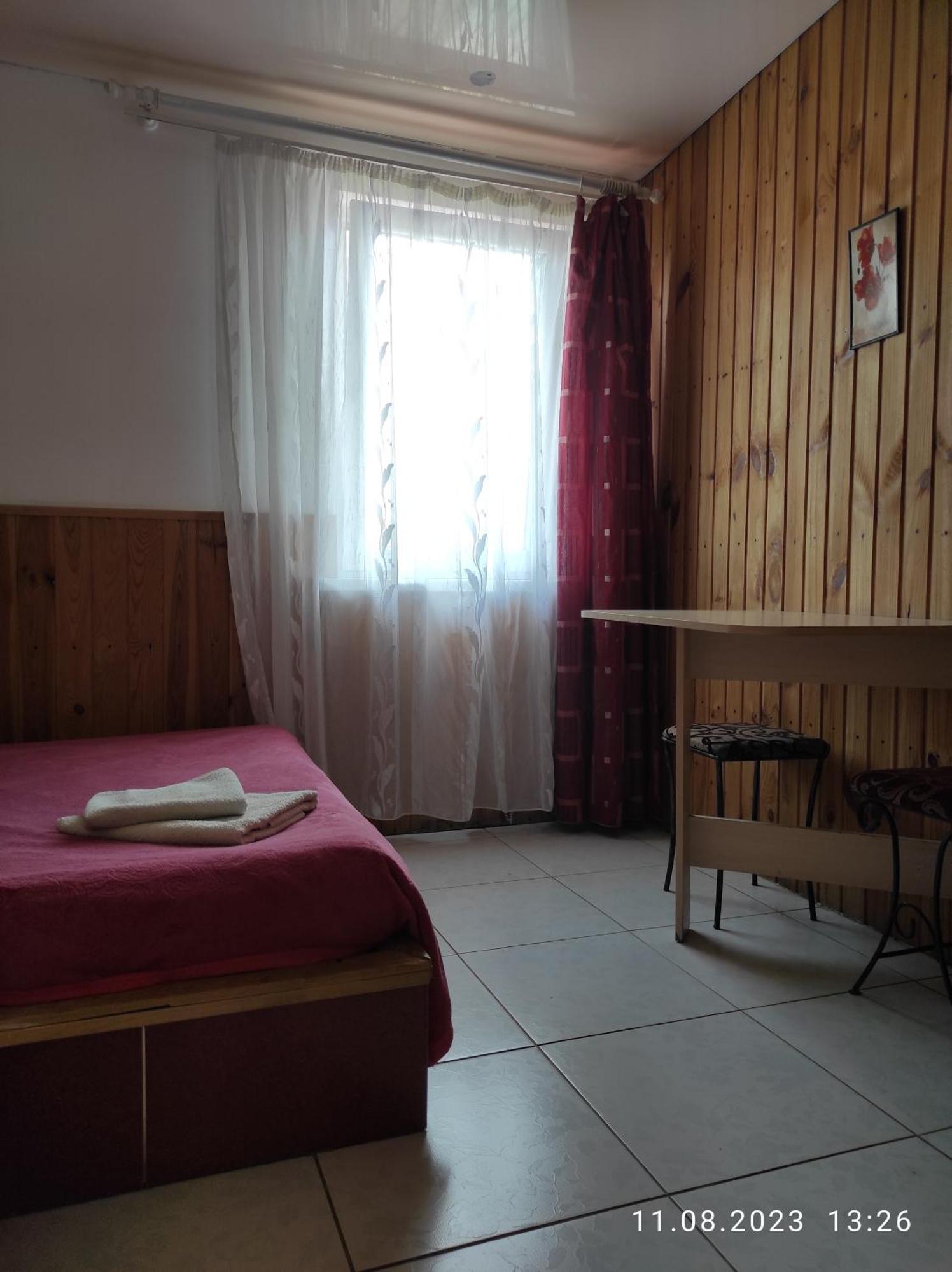 Mini-Hotel Kamianets Екстер'єр фото