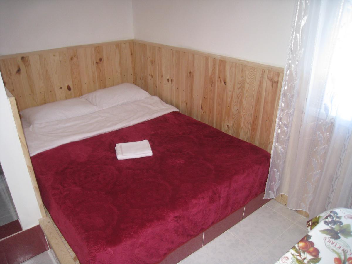 Mini-Hotel Kamianets Екстер'єр фото